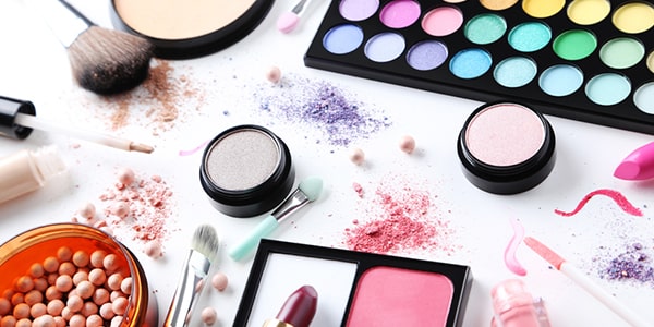 Benefits of Private Labeling in the Color Cosmetics