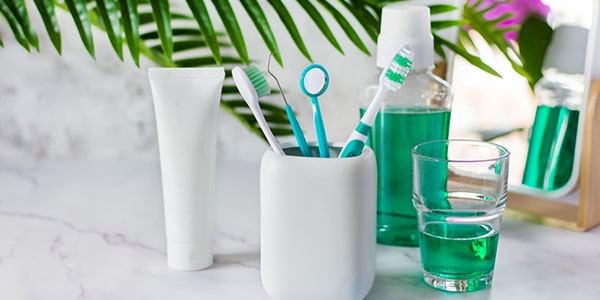 Benefits of Using Trending Ingredients In Mouthwash Products